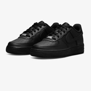 Nike Air Force 1 Black 🖤 - Women’s size 8